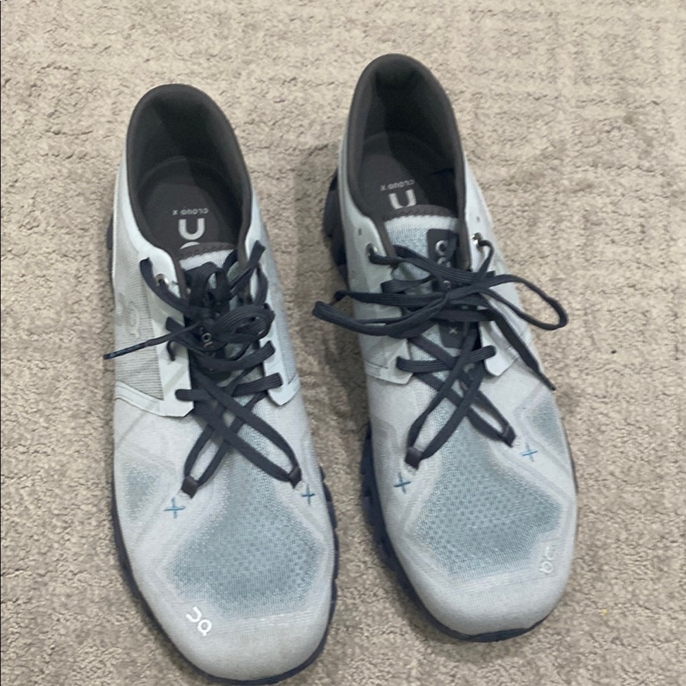 NWOT On Cloud Mens Running Light Gray Cloud X Athletic Shoes - Picture 2 of 5